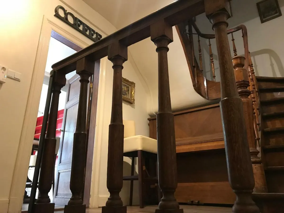 Bed & Breakfast B&B Au Lion D'Or Maastricht Nederländerna